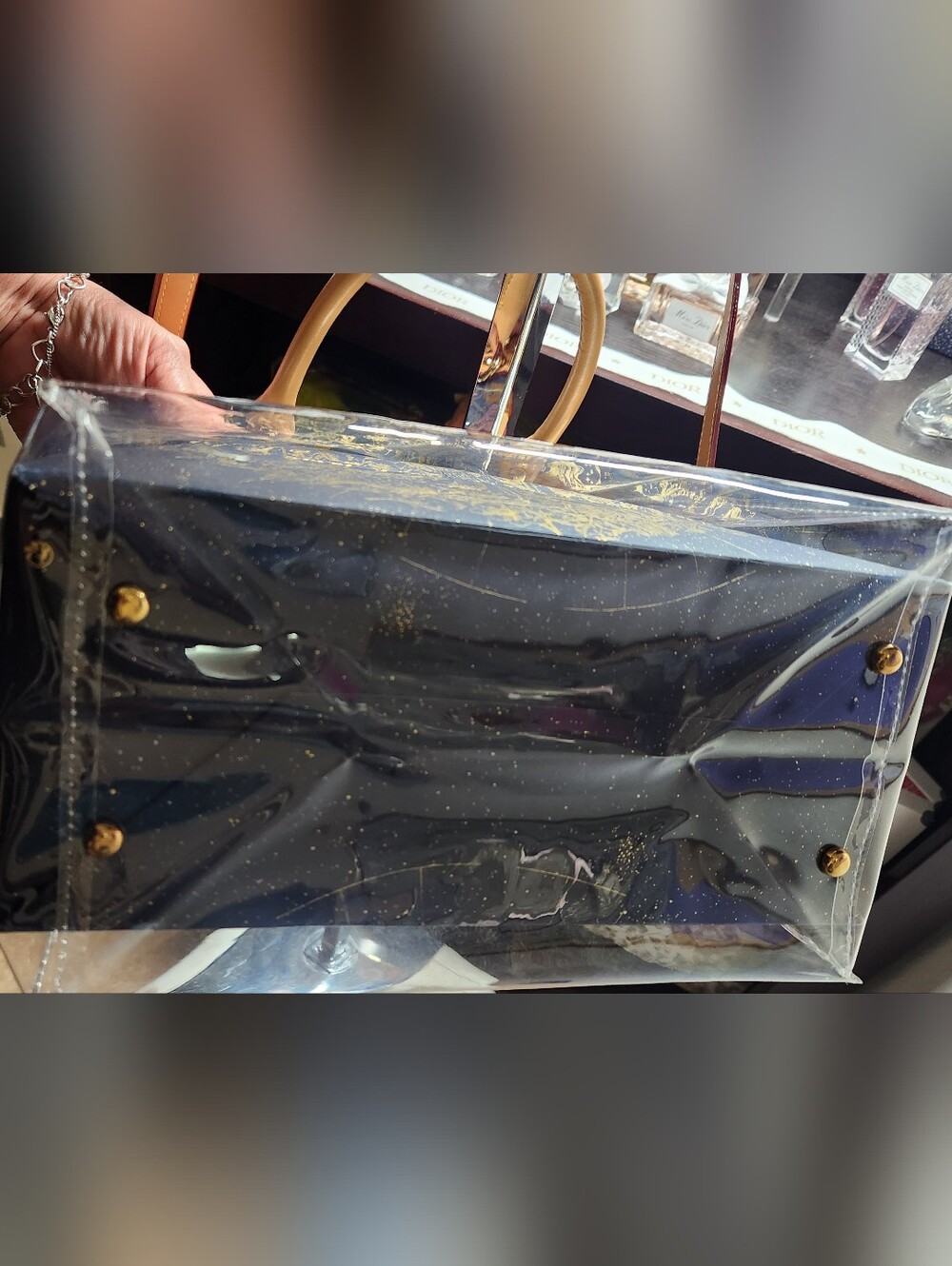 Dior Tote - Picture 5 of 7